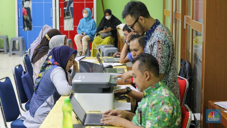 Layanan PPDB di SMA N 70. (CNBC Indonesia/Faisal Rahman)