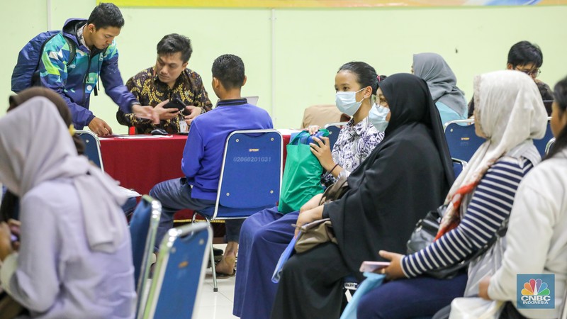 Layanan PPDB di SMA N 70. (CNBC Indonesia/Faisal Rahman)