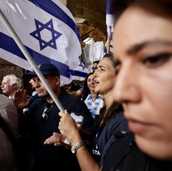 Ratusan Pemukim Israel Serbu Kompleks Masjid Al Aqsa