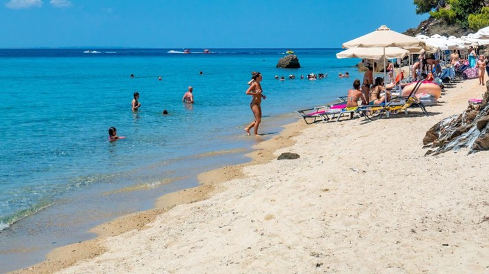 Sandy Beach Di Sithonia. (NurPhoto via Getty Images) Sandy Beach Di Sithonia. (NurPhoto via Getty Images)