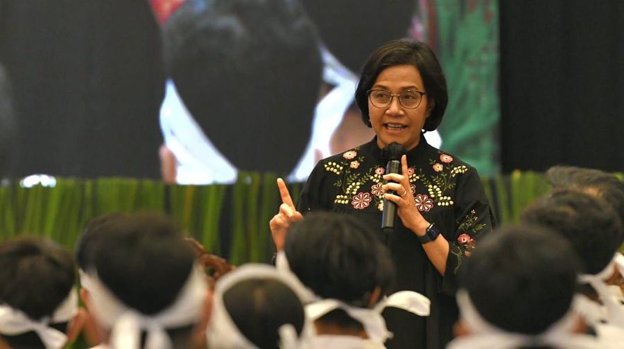 Sri Mulyani dengan 749 Calon Aparatur Sipil Negara. (Tangkapan layar Instagram @smindrawati)