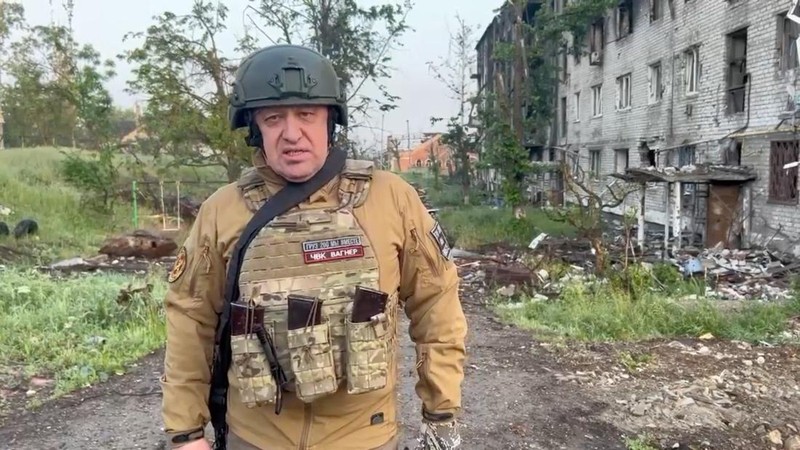 Founder of Wagner private mercenary group Yevgeny Prigozhin talks to Wagner fighters in the course of Russia-Ukraine conflict in Bakhmut, Ukraine, in this still image taken from video released May 25, 2023. Press service of 