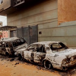 Bukan Gaza & Rusia, 61 Ribu Tewas di Perang Ini-Kuburan di Mana-Mana