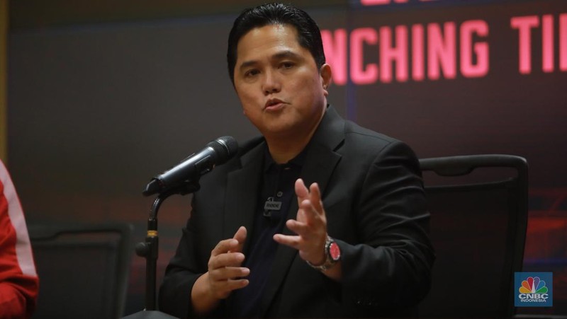 Ketua Umum PSSI Erick Thohir dalam Press Conference terkait Tiket FMD Indonesia Vs Argentina. (CNBC Indonesia/Muhammad Sabki)