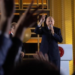 5 Fakta Kemenangan Erdogan: Lira Ambruk-Respons Putin & NATO