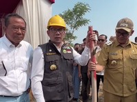 Gebrakan Baru Ridwan Kamil: Bikin Jalan Tol Truk Tambang!