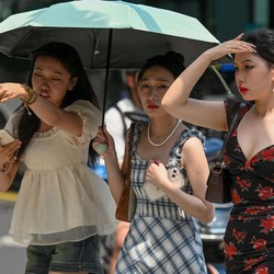 Ketakutan, Turis China Tak Mau ke Dua Negara Ini! RI?