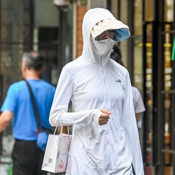 WHO Warning China, Warga Diminta Pakai Masker Lagi
