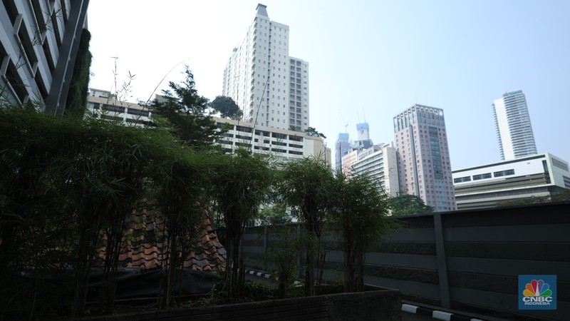 Kondisi Rumah Tua, yang Ada di Dalam Apartemen Mewah (CNBC Indonesia/Andrean Kristianto) Kondisi Rumah Tua, yang Ada di Dalam Apartemen Mewah (CNBC Indonesia/Andrean Kristianto)