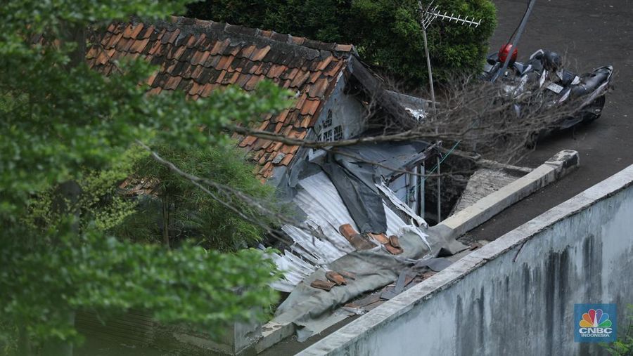 Kondisi Rumah Tua, yang Ada di Dalam Apartemen Mewah (CNBC Indonesia/Andrean Kristianto)