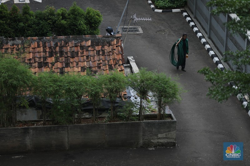 Kondisi Rumah Tua, yang Ada di Dalam Apartemen Mewah (CNBC Indonesia/Andrean Kristianto) Kondisi Rumah Tua, yang Ada di Dalam Apartemen Mewah (CNBC Indonesia/Andrean Kristianto)