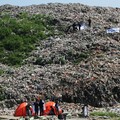 AS Dituding Tenggelamkan Asia, Kirim 'Tsunami' Limbah Beracun