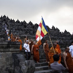 Jokowi Ternyata Punya Cara Baru Bikin Borobudur Makin Keren