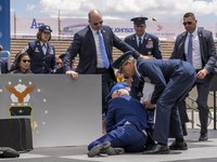 Penampakan Presiden Joe Biden Saat Jatuh di Acara Wisuda