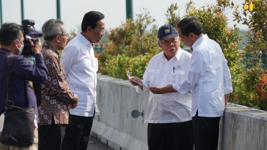 Menteri Basuki Dampingi Presiden Jokowi Resmikan Jembatan Kretek 2, Dinanti Masyarakat Untuk Tingkatkan Wisata Parangtritis. (PUPR)