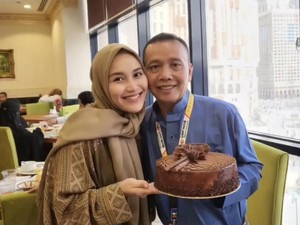 Ayu Ting Ting Nikah Tahun Ini, Ayah Rozak Ucap Syukur dan Tak Sabar