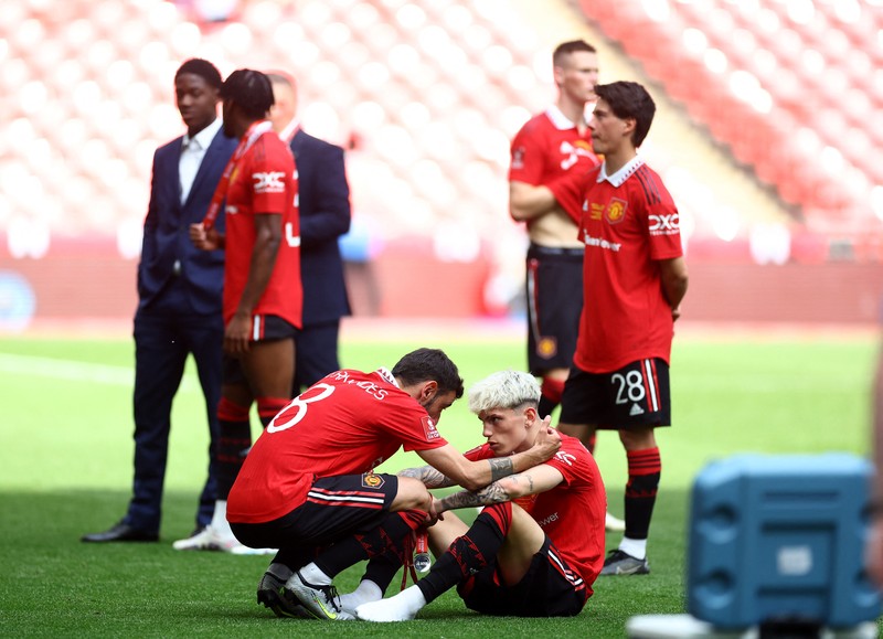 Ekspresi Alejandro Garnacho saat laga final Piala FA melawan Manchester CIty. (Action Images via Reuters/Paul Childs)