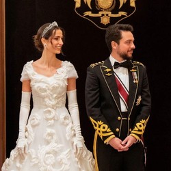 Bak Princess, Gaya Rajwa Al Saif Kenakan Gaun Cantik dari D&G