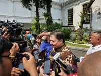 Airlangga Rapat Bareng Jokowi, Bahas Protes ke Uni Eropa