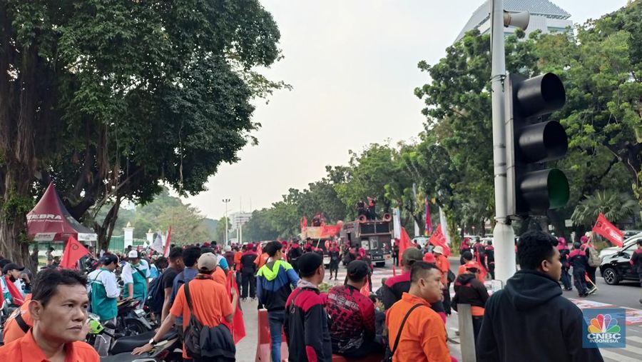 Ratusan Buruh Siap Kepung Mahkamah Konstitusi. (CNBC Indonesia/Ferry Sandi)