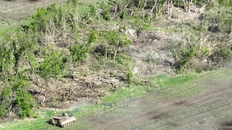View of military vehicles as Ukrainian forces destroy Russian positions in direction of Bakhmut, near Klischiivka, Donetsk Region, Ukraine, in this screengrab taken from a video released on June 4, 2023.     3rd Assault Brigade / Ukrainian Armed Forces Press Service/Handout via REUTERS    THIS IMAGE HAS BEEN SUPPLIED BY A THIRD PARTY. MANDATORY CREDIT