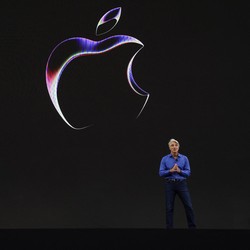 China Beri Petaka Apple, Kapitalisasi Pasar Amblas Rp 3000 T