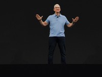iPhone 15 Tak Laku, CEO Apple Turun Gunung ke China