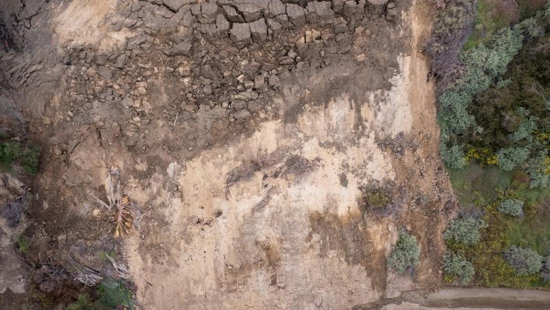 Tanah longsor kembali terjadi yang hampir meruntuhkan situs budaya Casa Romantica yang bersejarah di San Clemente, California, AS pada Senin, (5/6/2023). (Dok. casaromantica)