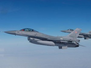 Jet Tempur F-16 AS Jatuh di Jerman, Pilot Luka-luka