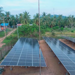 Perkuat Kelistrikan Daerah, PLN Kembangkan PLTS di Sambas