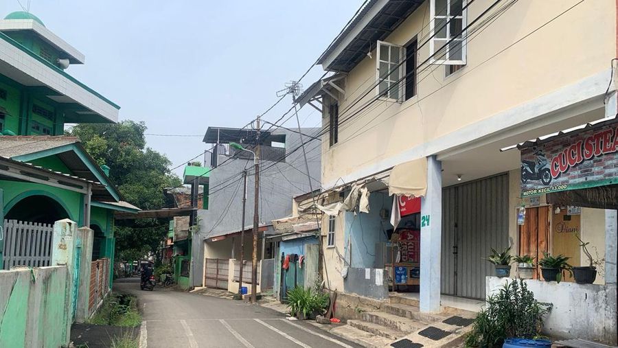 Sebuah bangunan di Jl Masjid Al Iklas RT.01/01 No.24, Kelurahan Pondok Kelapa, Duren Sawit, Jakarta Timur di lelang. (Dok. lelang.go.id)
