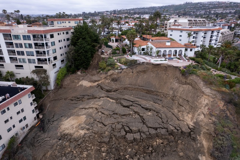 Tanah longsor kembali terjadi yang hampir meruntuhkan situs budaya Casa Romantica yang bersejarah di San Clemente, California, AS pada Senin, (5/6/2023). Tanah longsor kembali terjadi yang hampir meruntuhkan situs budaya Casa Romantica yang bersejarah di San Clemente, California, AS pada Senin, (5/6/2023). (Dok. casaromantica)
