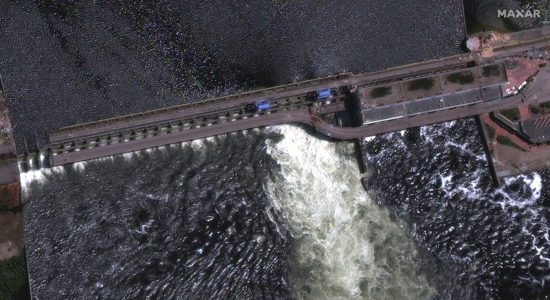 UKRAINE-CRISIS/ A satellite image shows Nova Kakhovka Dam in Kherson region, Ukraine June 5, 2023. Maxar Technologies/Handout via REUTERS THIS IMAGE HAS BEEN SUPPLIED BY A THIRD PARTY. NO RESALES. NO ARCHIVES. MUST NOT OBSCURE LOGO.
