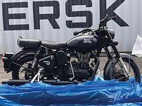 30 Royal Enfield Sitaan Bea Cukai Ludes Terjual Lewat Lelang