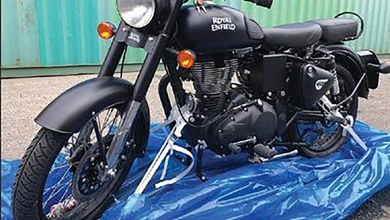 Lelang Motor Royal Enfield dari BEA CUKAI. (Instagram @beacukaipriok)