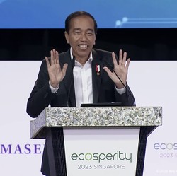 Tetangga RI Jibaku Lawan Momok Ngeri Ini, Jokowi Santai?