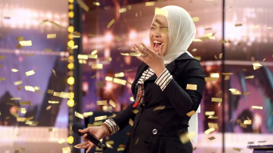 Seorang penyanyi asal Indonesia mencuri perhatian di America's Got Talent 2023. Ia adalah Putri Ariani yang memiliki suara emas. (Tangkapan Layar Twitter @AGT)
