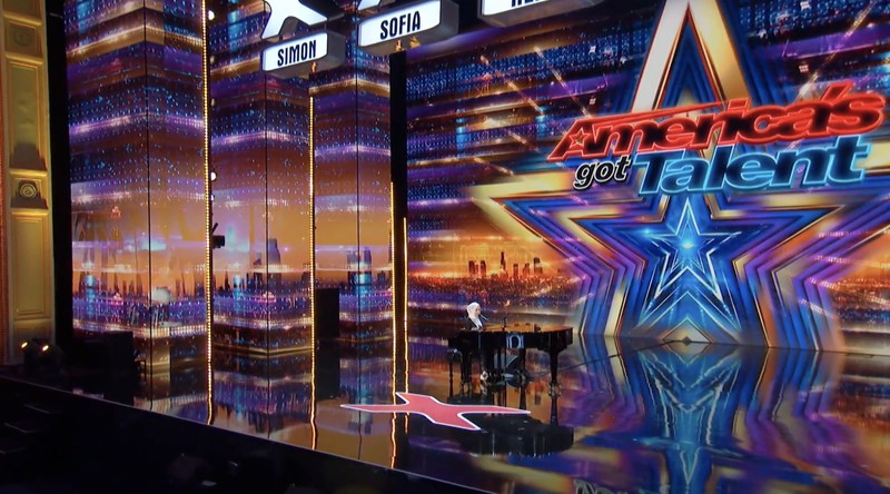 Seorang penyanyi asal Indonesia mencuri perhatian di America's Got Talent 2023. Ia adalah Putri Ariani yang memiliki suara emas. (Tangkapan Layar Twitter @AGT)