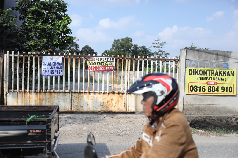 Dampak PHK Dimana mana Pabrik Hingga Kos-kosan Sepi. (CNBC Indonesia/Tri Susilo)