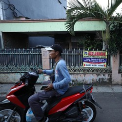Efek Berantai Ngeri PHK Massal, Kos-Kosan Sepi Banting Harga!