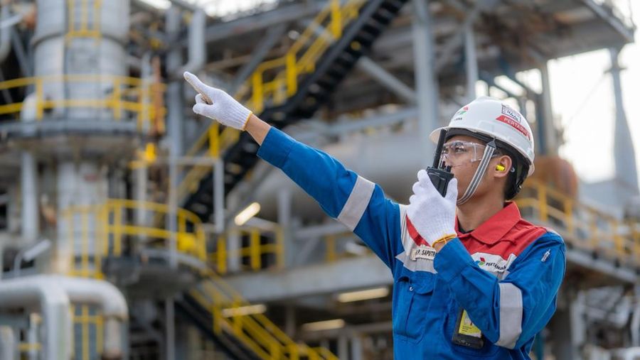 Kilang Bahan Bakar Minyak (BBM) Pertamina. Doc PT Kilang Pertamina Internasional.