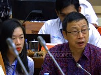 Kronologi DPR Semprot Para Bos Nikel Rapat Pakai Bahasa Asing