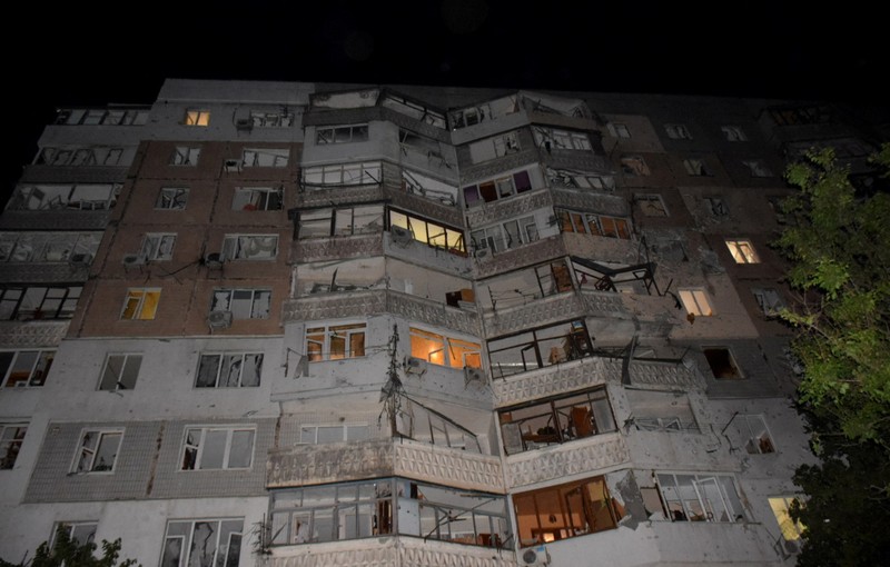 A view shows an apartment building damaged during a massive Russian drone strike, amid Russia's attack on Ukraine, in Odesa, Ukraine June 10, 2023. Press Service of the Operational Command South of the Ukrainian Armed Forces/Handout via REUTERS ATTENTION EDITORS - THIS IMAGE HAS BEEN SUPPLIED BY A THIRD PARTY.