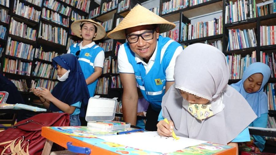 Dirut PLN Terlibat Aktif dalam Program TJSL
