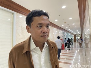Bantah PKB, TKN: Yang Panik Dia, Angkanya Nggak Naik-naik