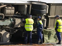 Kecelakaan Maut Bus Turis Terguling, 5 Orang Tewas Puluhan Terluka