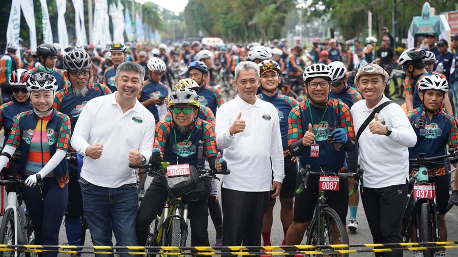 PT PGN Tbk sebagai Subholding Gas Pertamina mendukung program strategis pemerintah dalam mengembangkan Ibu Kota Nusantara (IKN) di Kalimantan Timur dan penyediaan energi yang bersih di IKN. PGN menerapkan kesetimbangan dari Tiga Pilar (Trilema) Energi dalam utilisasi gas bumi di IKN di mana gas bumi memiliki peran sebagai energi transisi menuju target Net Zero Emission.