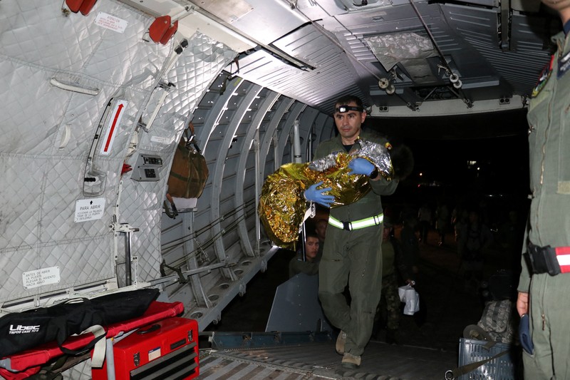 Korban selamat dari kecelakaan pesawat Cessna 206 di hutan Kolombia. (Anadolu Agency via Getty Images) Korban selamat dari kecelakaan pesawat Cessna 206 di hutan Kolombia. (Anadolu Agency via Getty Images)
