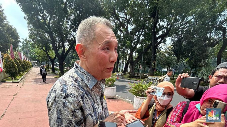Jusuf Hamka Sambangi Polhukam Ingin Ketemu Mahfud MD. (CNBC Indonesia/Zefanya Aprilia)