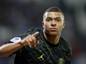 Heboh Mbappe Posting Foto (Kota) Barcelona